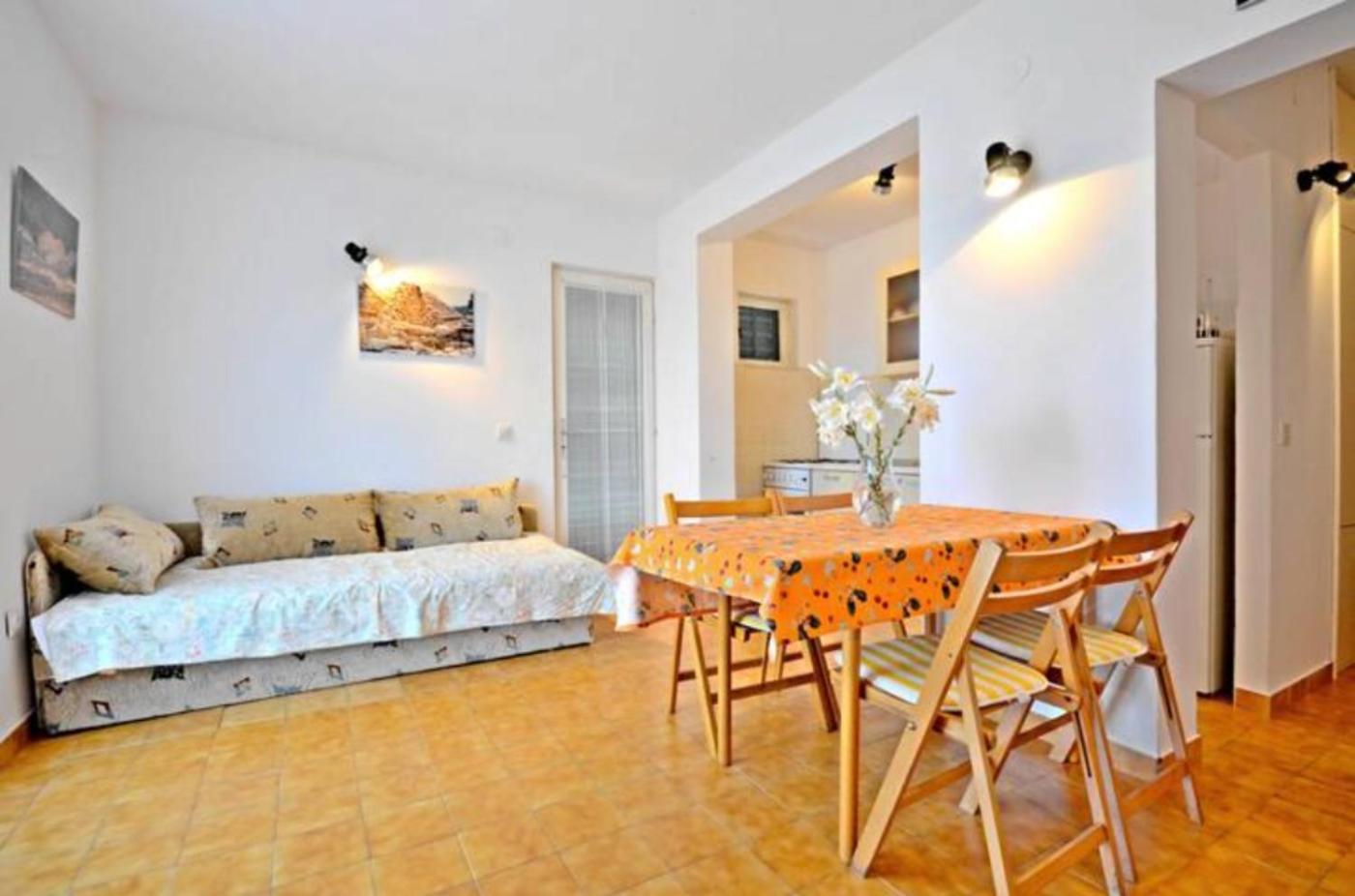 Apartment Bozikovic - Jelsa - Vitarnja Bagian luar foto